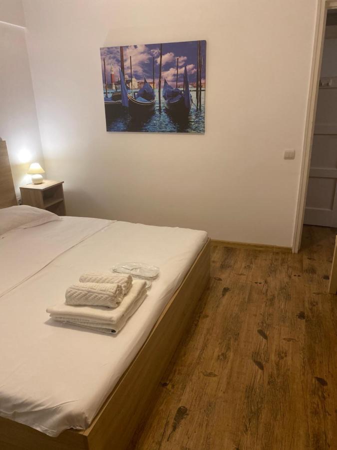 Ultracentral - Apartament Pe Calea Victoriei Букурещ Екстериор снимка